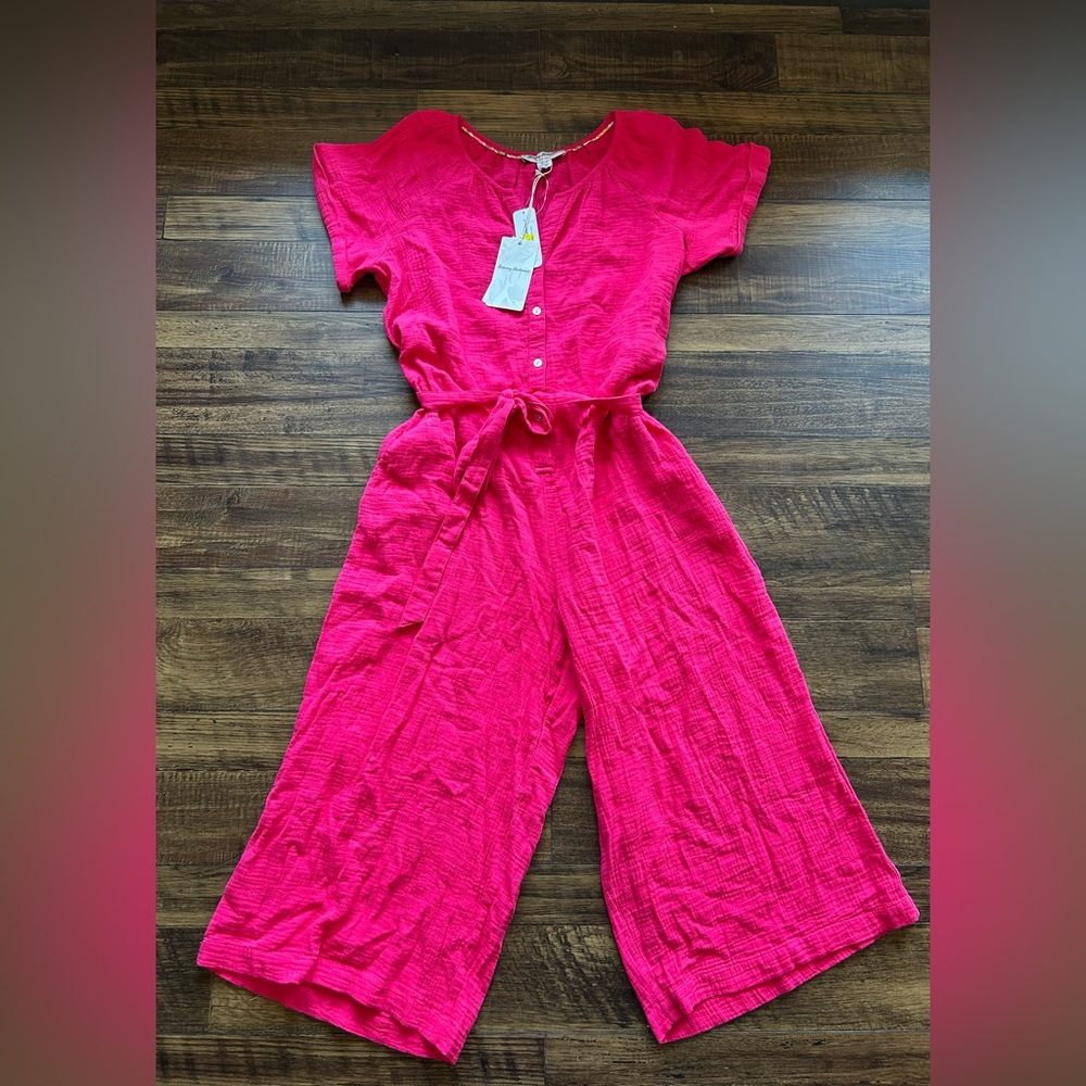 Tommy Bahama Women’s Fuchsia Jumpsuit New With Tags in Size Medium